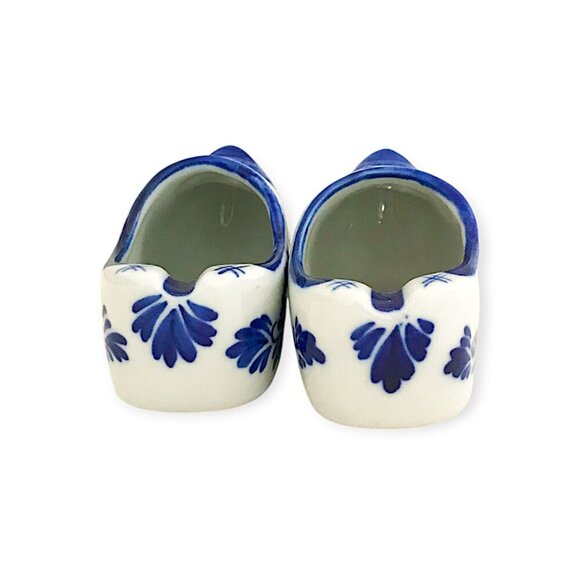 Vintage 90s, A Pair of Delft Miniature Blue Dutch Clog,  & a clog key chain. - Picture 4 of 16